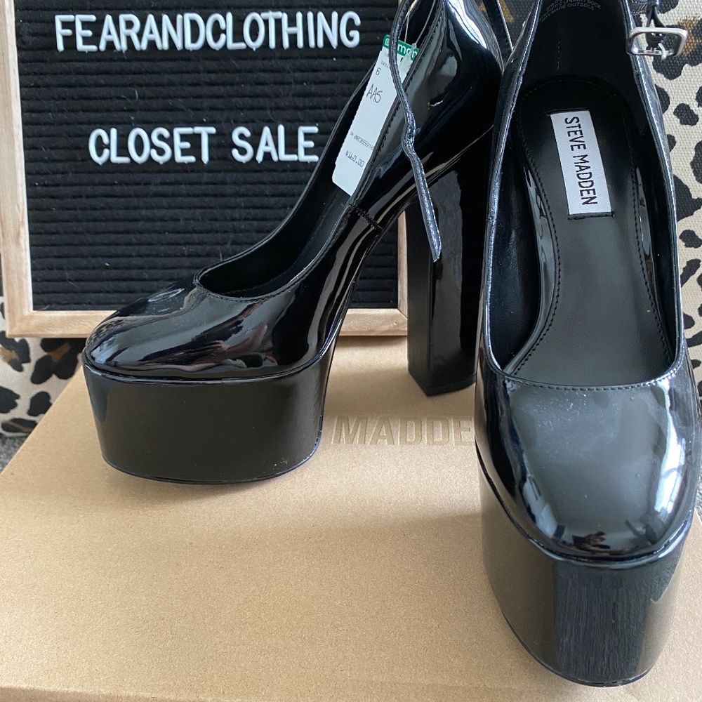 NWT Steve Madden Size 6 Skyrise Black Heels